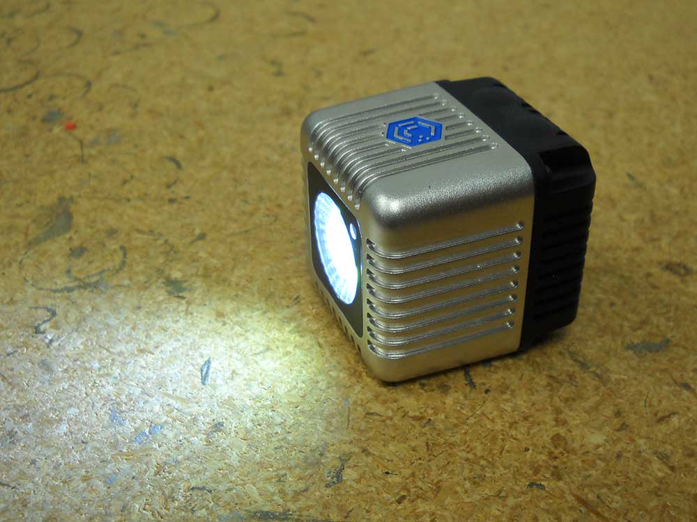Lumière avant SERFAS E-Lume 600 USM-600